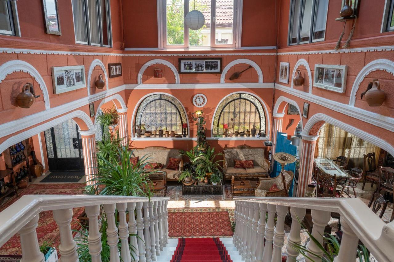 Elia Boutique Hostel & Apart-Hotel Тбилиси Экстерьер фото